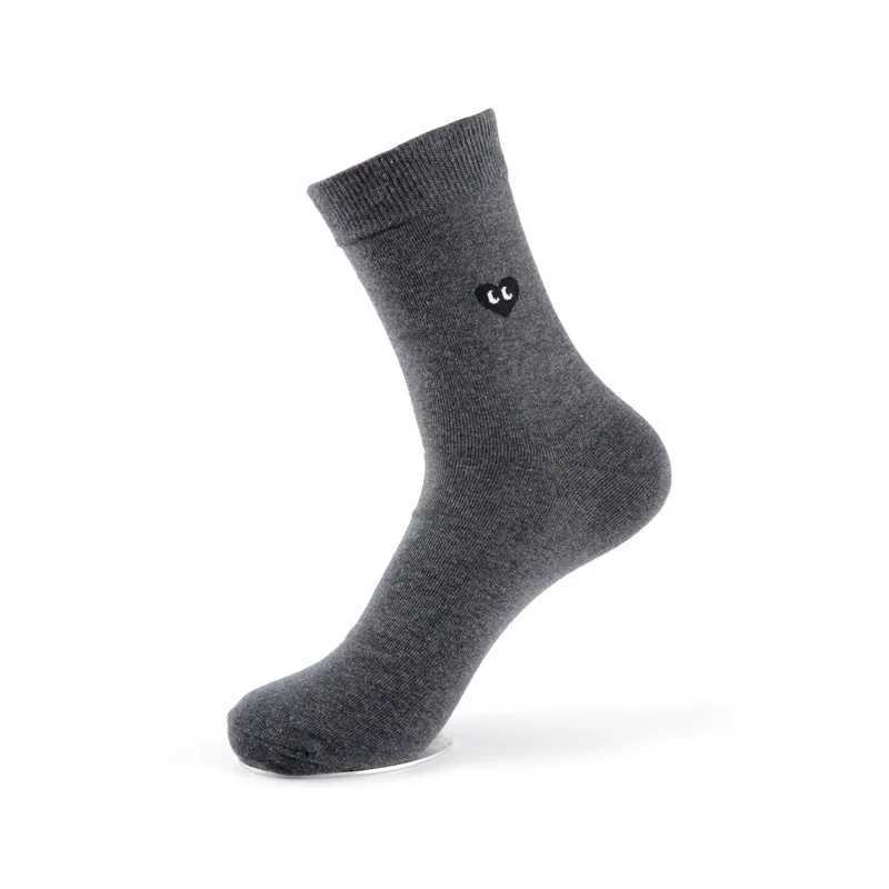 Ins socks Breathable and absorbent Gentleman Korean version black and white Solid color love fashion in the leisure sports wind X250319