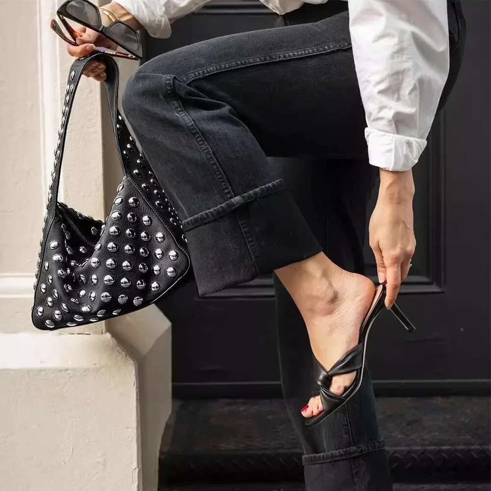 Black Metal Motorcycle Rivet Handbags European And American Style Shoulder Bag Designer Armpit Shopper Purses