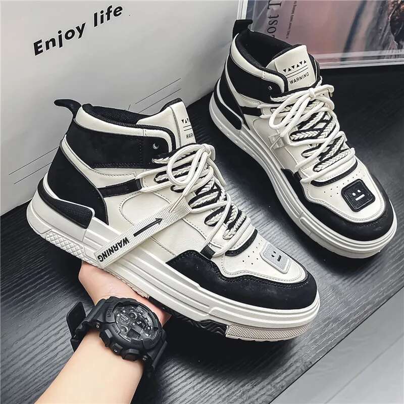 Men's casual vulcanized sports outdoor men's sports shoes with soft soles/walking shoes