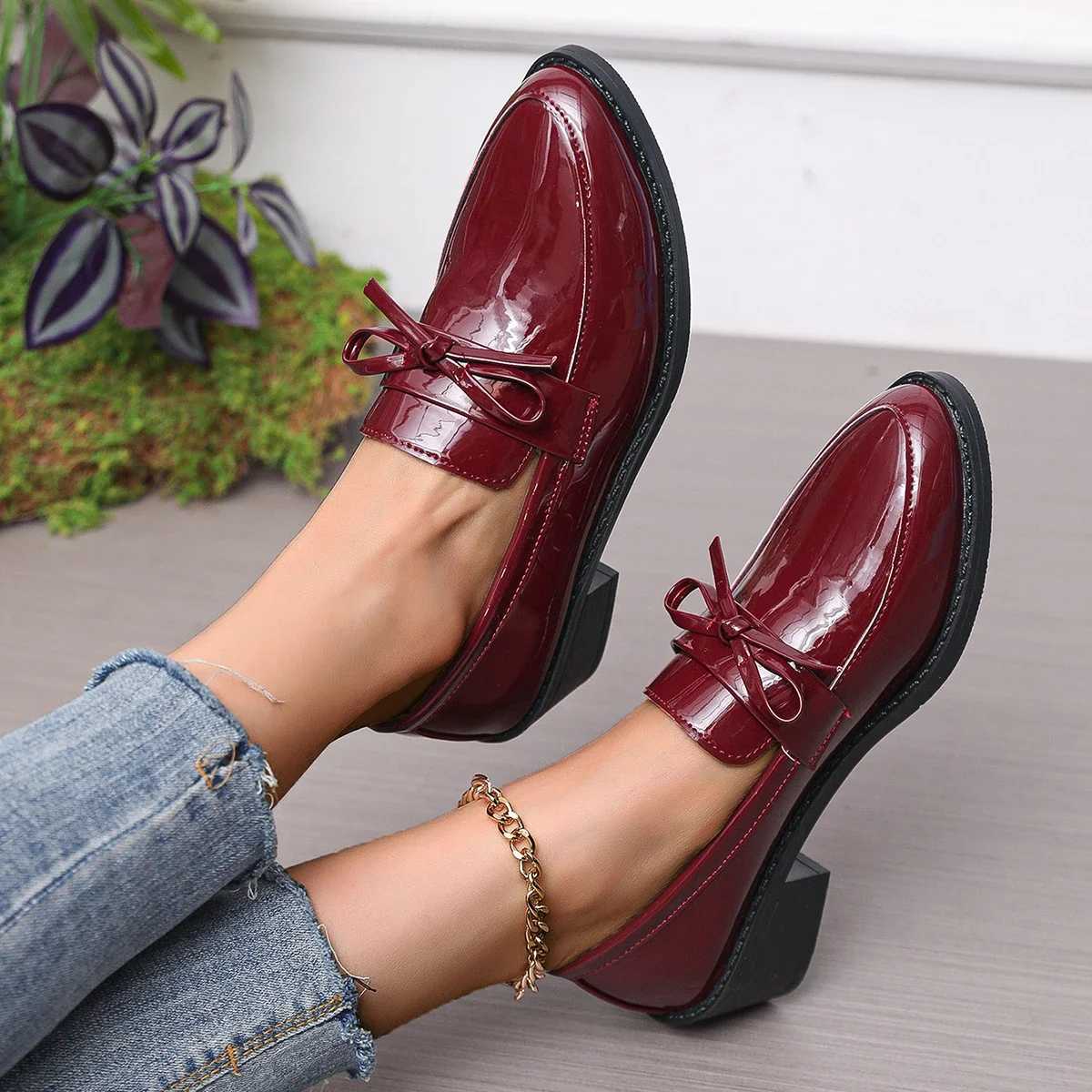 PU Leather Womens Shoes 2025 Spring Pointed Toe Slip- Womens Casual Loafers Elegant Bow Office Med Heel Shoes Womens ShoesXJ250319