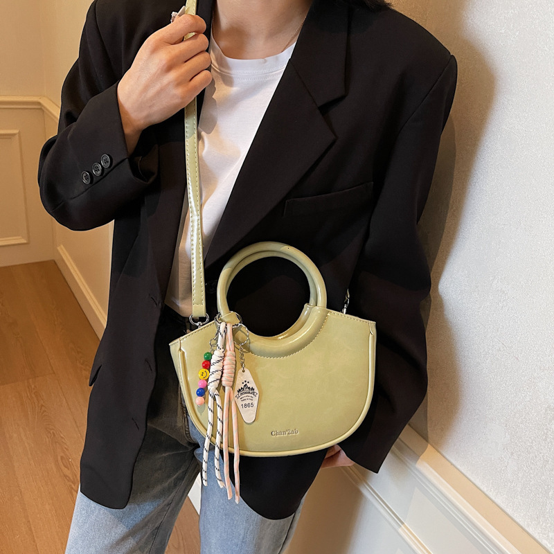 Korean Niche Hand-Held Vegetable Basket Small Women's 2025 New Trendy And Fashionable Bucket Versatile Ins Crossbody Bag Fashion Shoulder Bags