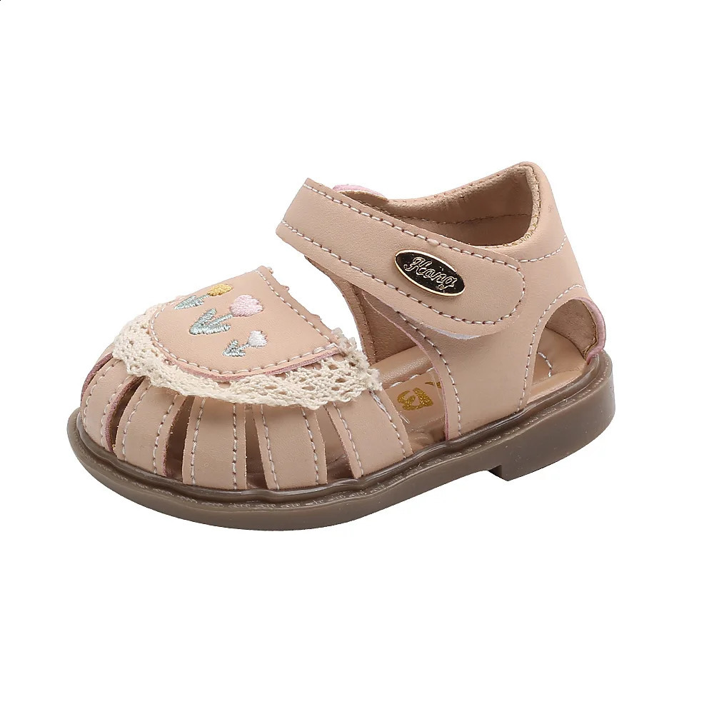 Little Flower Baby Girl Sandals 2024 Summer Childrens Beach Shoes Close Up Beige Pink 250304