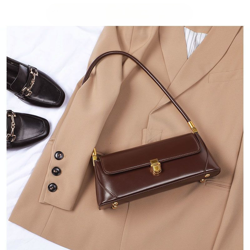 french designer 2025 summer new retro high sense baguette bag light luxury fashion allinone shoulder handbag