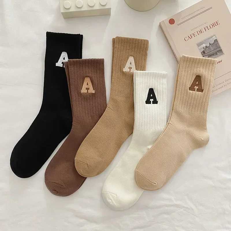 Womens Cotton Socks White Socks Embroidered with Letter A Solid Color Sports Socks Cotton Autumn and Winter X250319