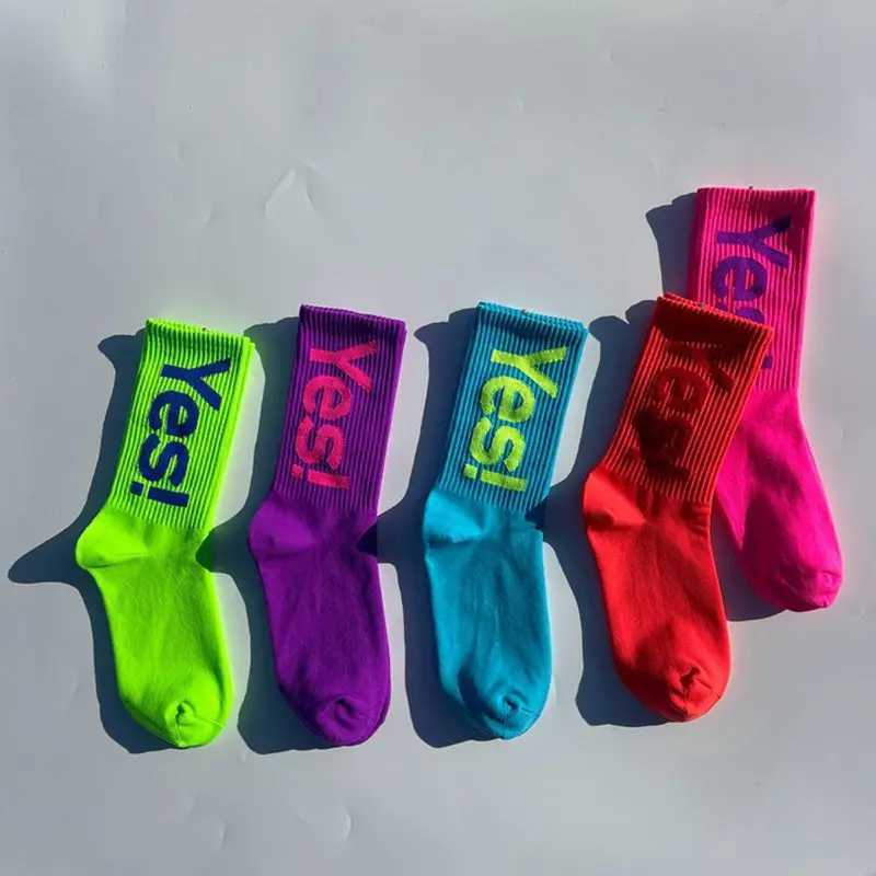Yes Mens/Womens Midsole Socks Fashion Outdoor Skateboarding Sports Street Socks Breathable X250319