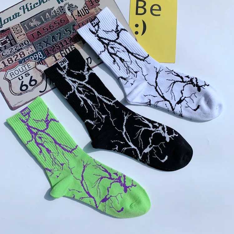3 pairs of gift boxes with matching colors including cotton socks for couples street dance skateboards and sports socks for men and women X250319