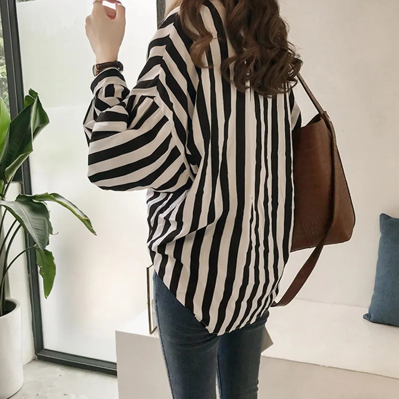 French office ladies trend casual collar vertical striped shirt and womens pocket long sleeved top 250318