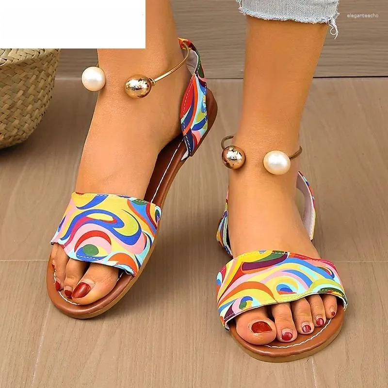 2025 S Fashion Designer Sandals Random Print Trend Beaded Women Flats Beach Shoes Summer Bohemian Casual Outdoor Dress Sandalias