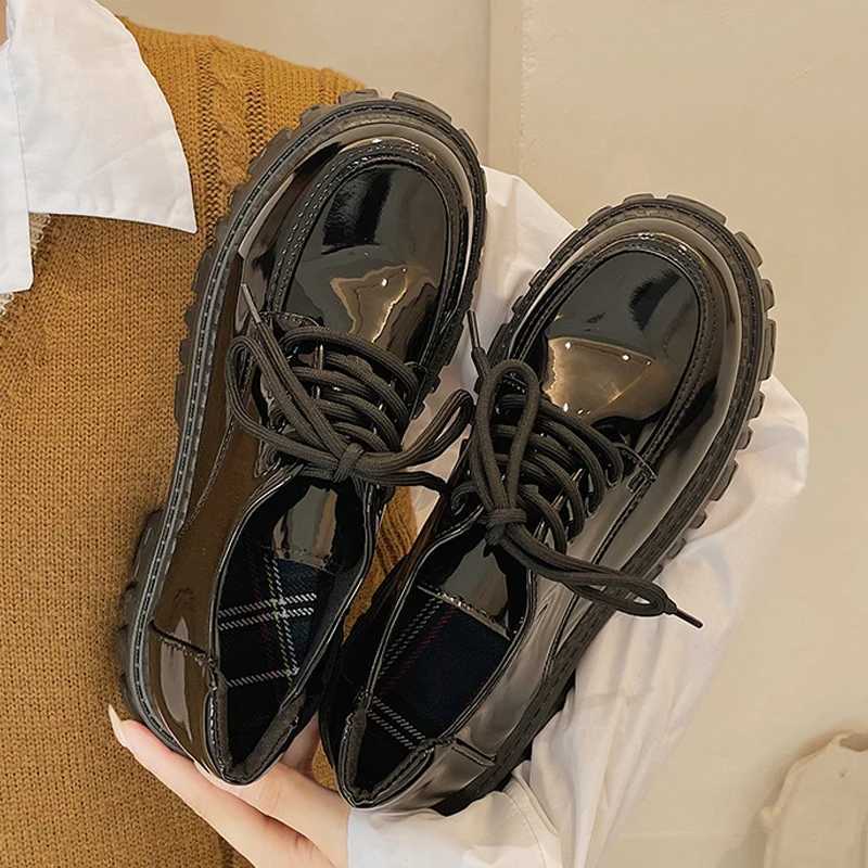 Classic Black Platform Oxford Shoes Womens Shoes Summer Autumn Casual Lace Upper Womens Punk Gothic Leather Thick ShoesXJ250319