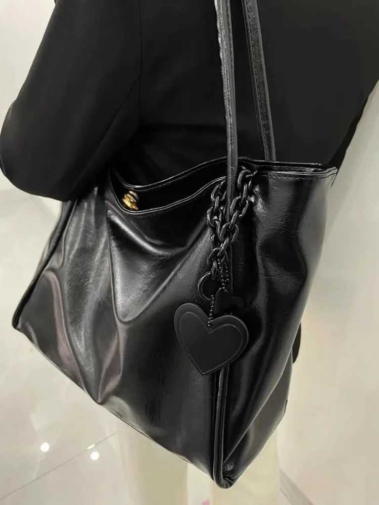 Black Large Capaci Tote Bag For Wen 2024 New Simple Soft Leather Single Shoder Bags Fem Cmuting Shopping Handbags Z250318