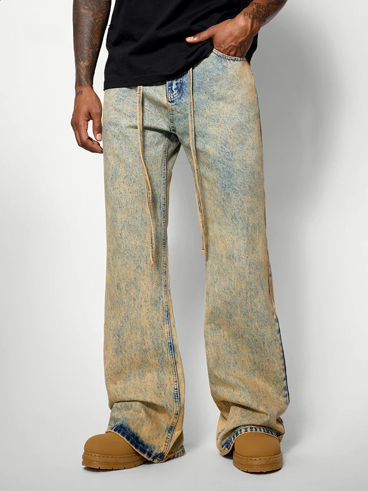 Mens jeans casual bag autumn and winter wide leg brown pants creating oldfashioned American street fashion closeup for men 250319