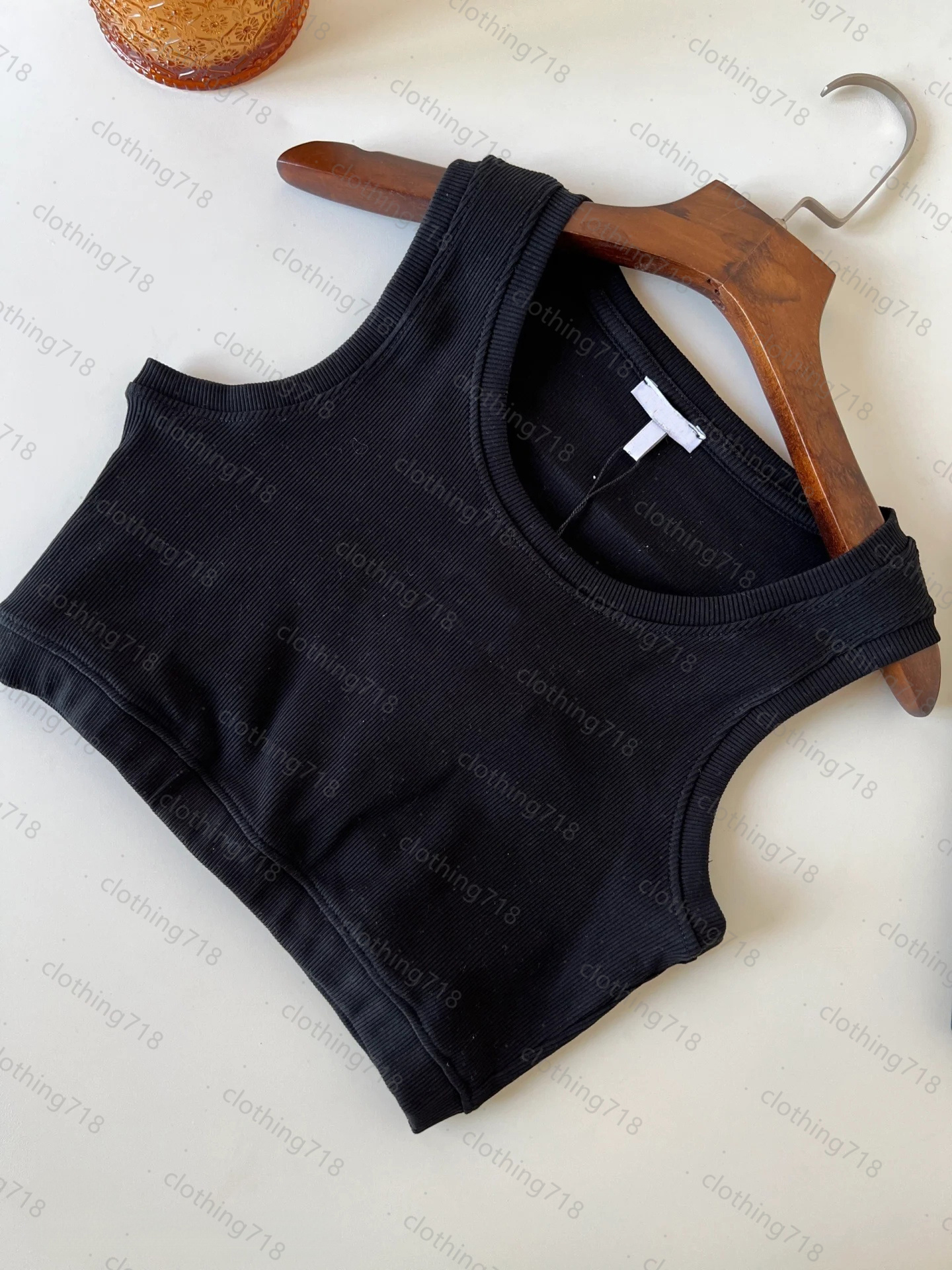 2024 Summer Womens Tank Top Slim Slvel Crop Top Knitted Camisole for Sports y250528CGXS