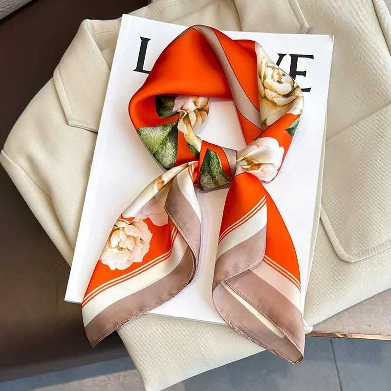 Luxury brand Silk Square scarf Wenford Bandanama print collar scarf hair 70cm shawl bag Bufanda 2024 spring X250319
