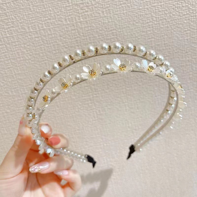 High-Quality Double Layered Pearl Flower Hair Ornament Ideal for Bridesmaids and Special Occasions