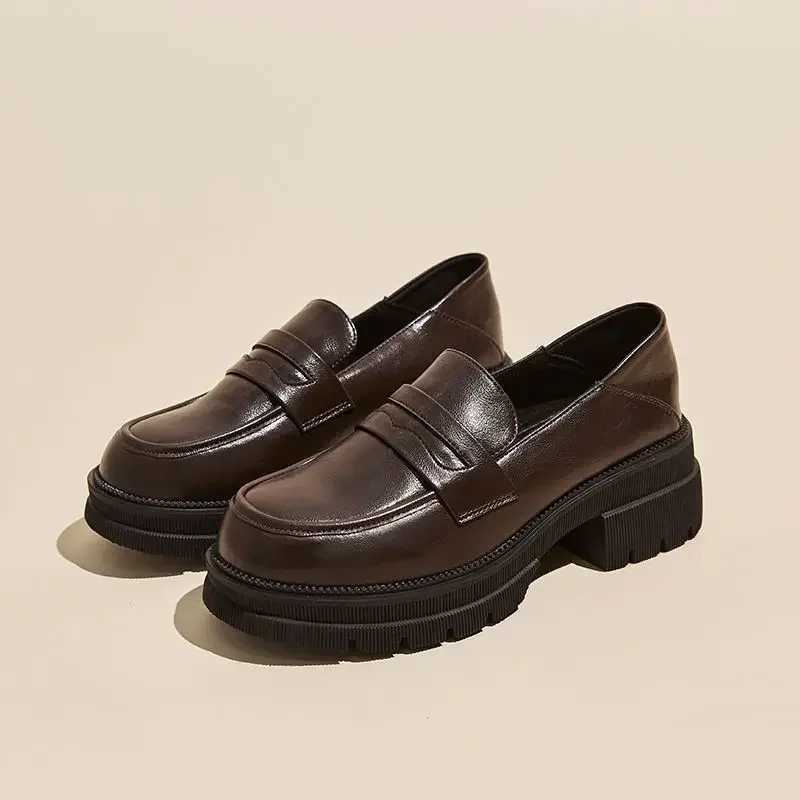 Womens retro style thick soled Loafers shoes Coarse Heel soft leather single shoes Mary Jane shoes round sole flat bottomed womens shoesXJ250319
