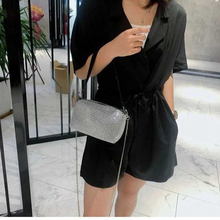 New Arrival The all-new Bling Diamond designed small cross shaped messenger bag is suitable for womens fashionable travel shoulder bags T250318