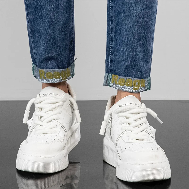 Cowboy Pants Tapered Jeans For Men Trousers Motorcycle Ripped 2024 Trend Spring Summer Korean Fashion Trouser Hem Pint 250312