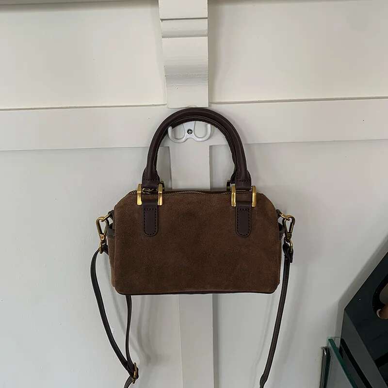 Korean Fashion New Small Square Bag Shoulder Brown Niche Retro Suede Surface Leisure Versatile Trend Lady Crossbody Bags