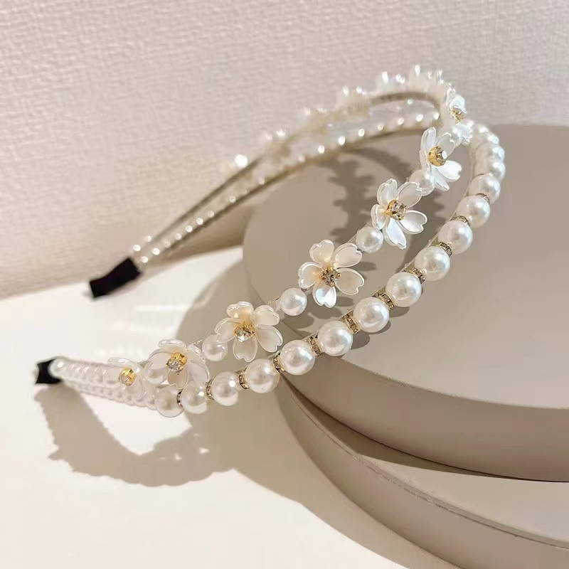 High-Quality Double Layered Pearl Flower Hair Ornament Ideal for Bridesmaids and Special Occasions