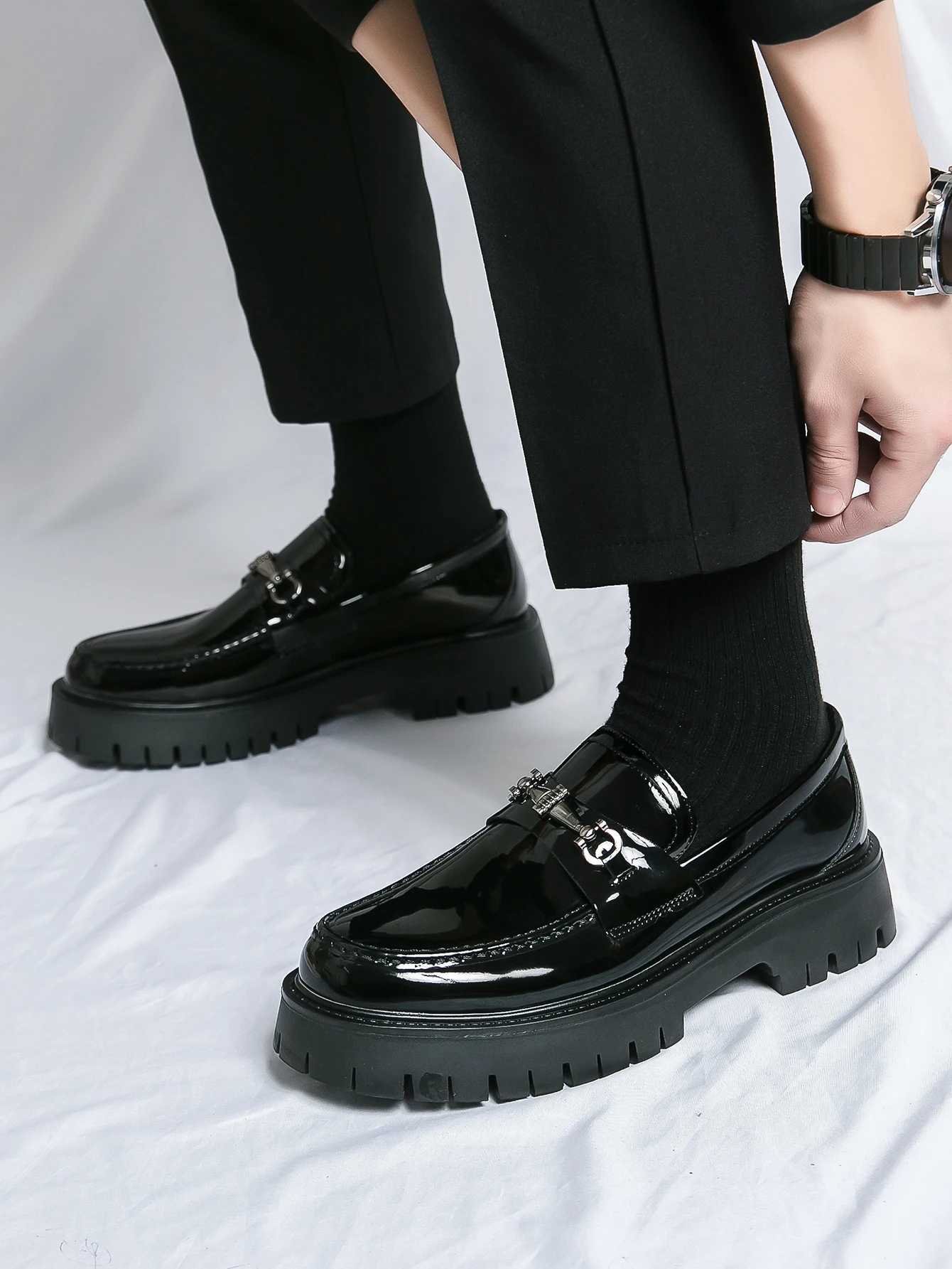 Mens thick soled big head simple and comfortable business responsibilities shiny leather shoesXJ250319