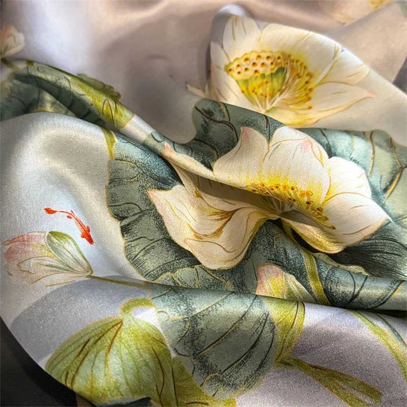 100% natural silk Mberry scarf stylish Wen style neck scarf womens hair Foard Kerchief Fem Bandana shawl X250319