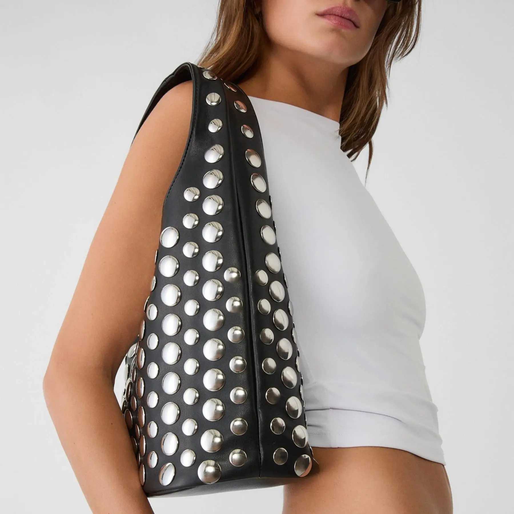 Punk style embossed double-sided circular inlaid niche luxury bucket bag fashionable womens underwear large capacity shoe bag Y250318