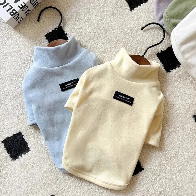 A fashionable solid color dog shirt suitable for small dogs soft dog turtle neck cute cat bottom shirt pet sweater dog supplies 250318