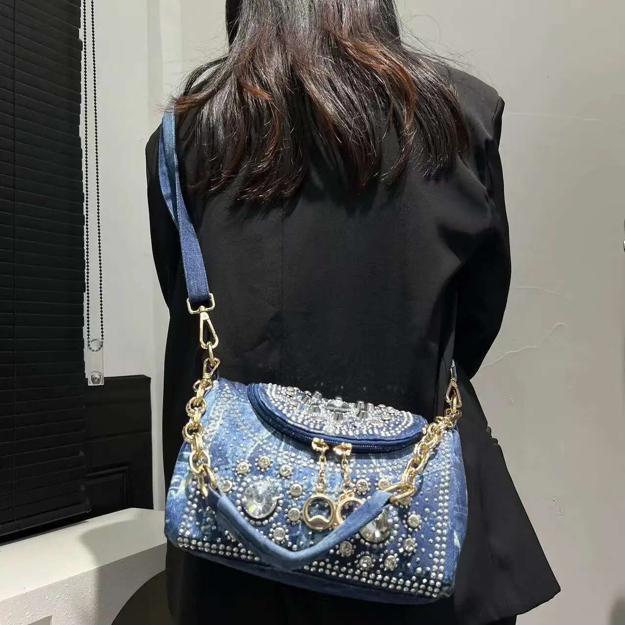2025 New Women's Fashion Elegant Handbag Mini Flip Cover Diameter Cowboy Shoulder Bag Designer Women's Trendy Crossbody Bag