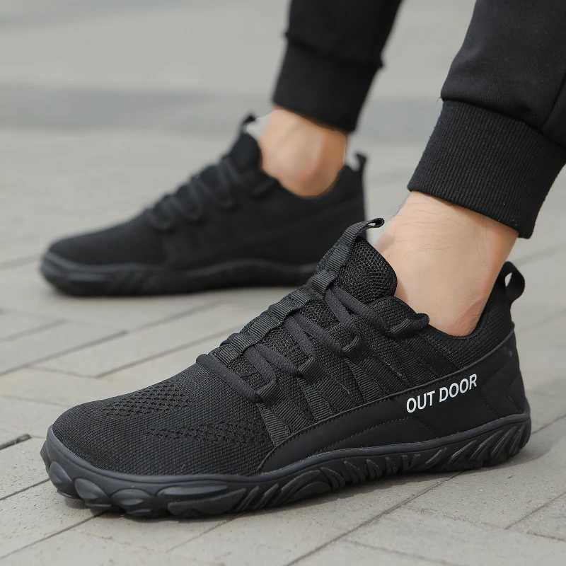 New Mens Shoes Wider Hiking Shoes Mesh Barefoot Mens Casual Shoes Lightweight Wide Toed Shoe Outdoor Plus Size Male Sneakers Z250319