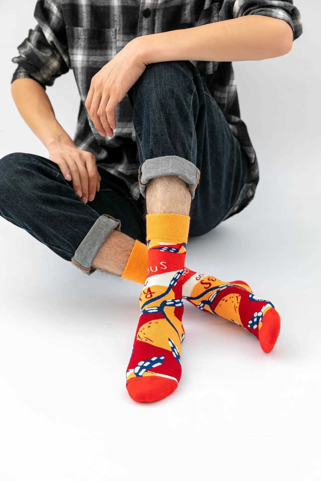 High quality cotton socks autumn and winter long tube lover letter flower AB personality color magpie socks X250319