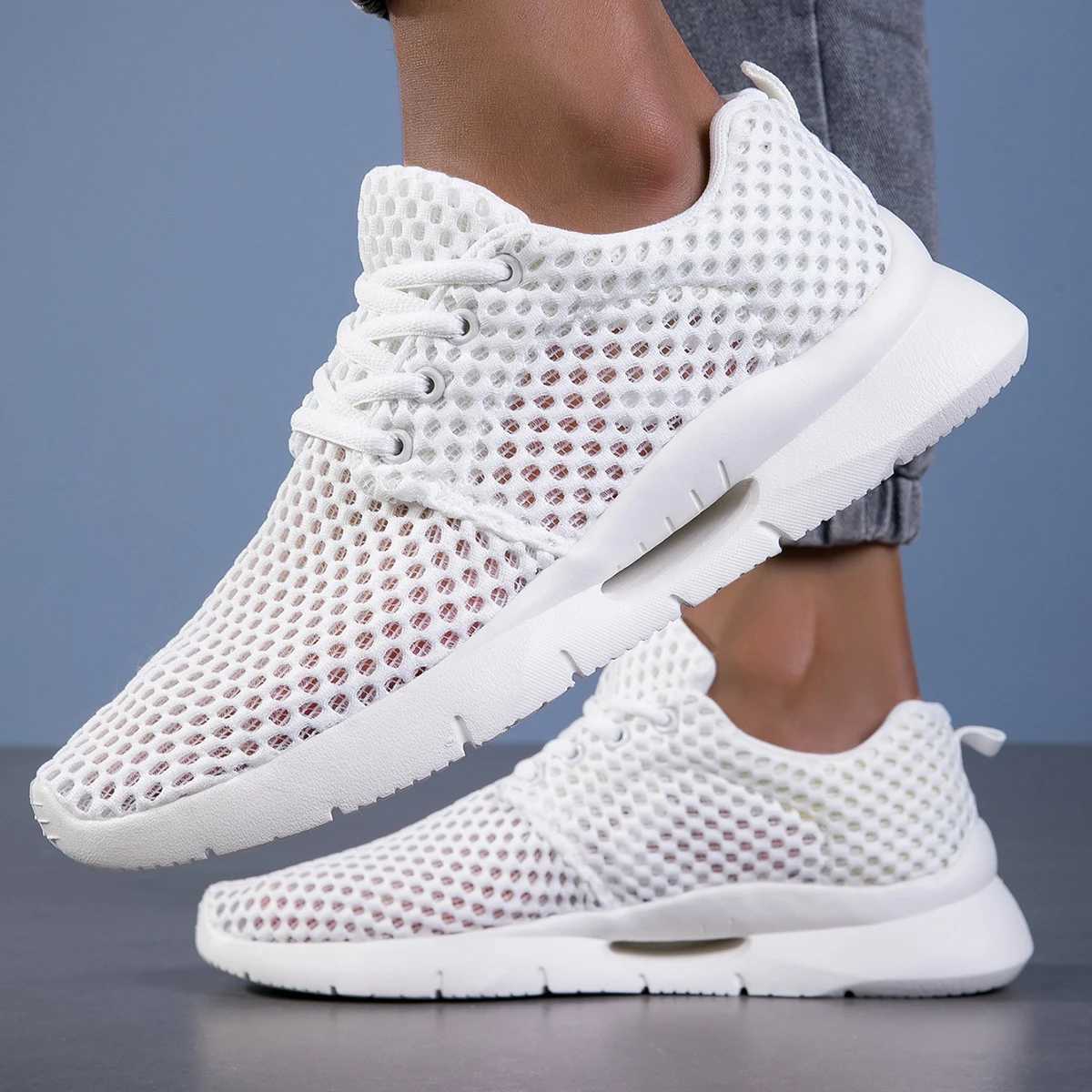 New white mesh shoes suitable for men breathable lightweight in summer comfortable casual shoes black sliding driving mens Loafers Z250319