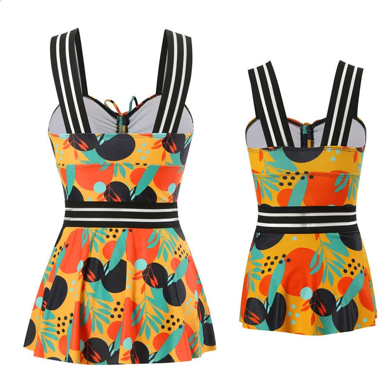 Mom Girls Beach Swimsuits Summer Family Matching Swimwear 2025 Family Clothing Print Swim Romper Mother Daughter Bikini 250319
