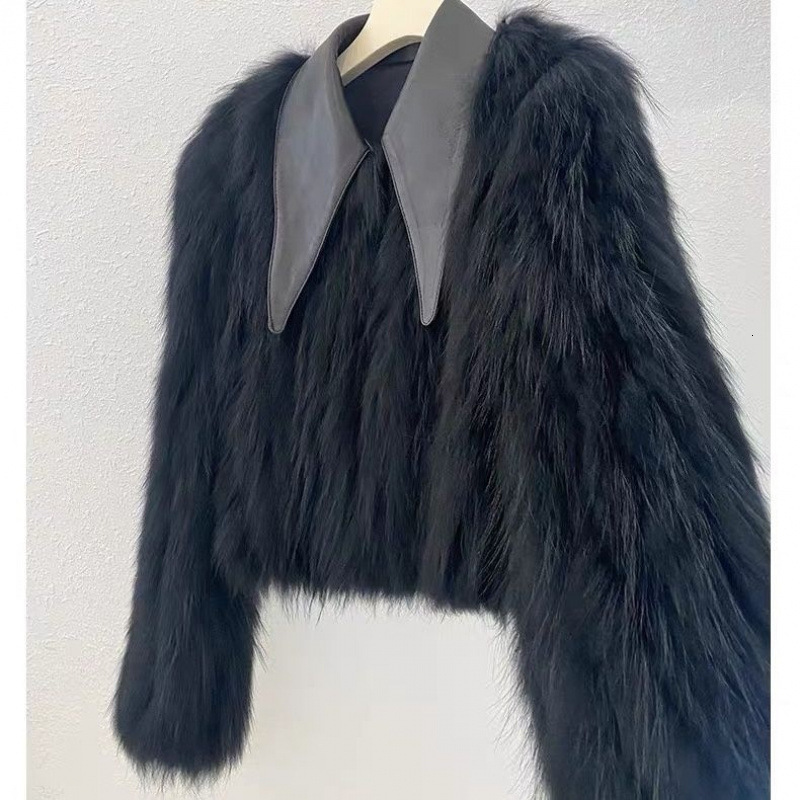Autumn and winter new Maillard Korean version raccoon grass women's short style temperament versatile fur coat thickened