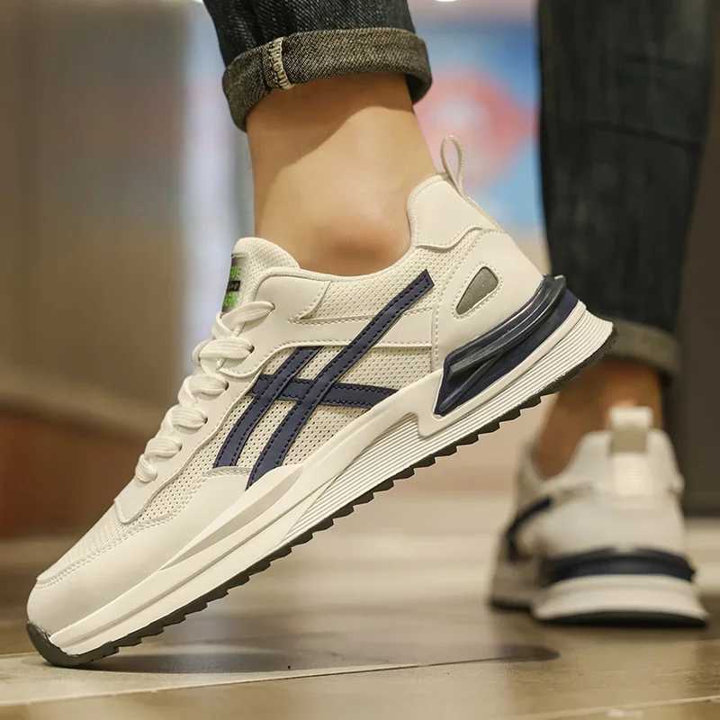 Mens Shoes Summer 2024 New FAshion Casual Sports Shoes Mens Spring/Summer Mesh Breathable Stripe Lacing Shoes Z250319