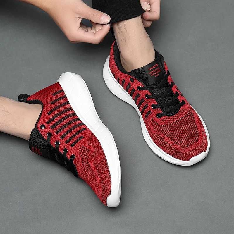Men Sneakers Breathable Mesh Lightweight Casual Shoes 2022 New Fashion Outdoor Comfortable Flat Summer Footwear Male Shoes Men Z250319