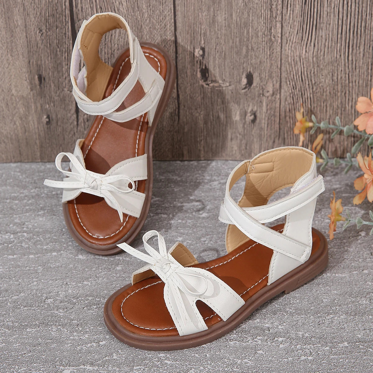Girls sandals summer medium and large children princess shoes soft sole 250304
