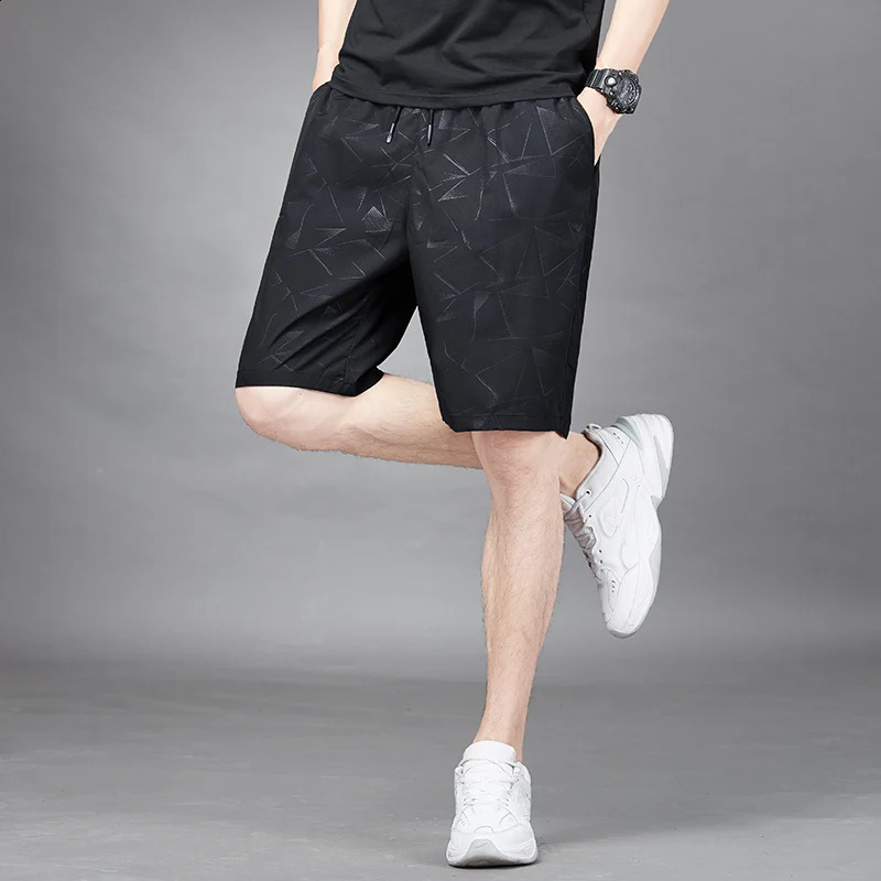 Outdoor Casual Quick-drying Shorts Men Summer Ice Silk Camouflage Sports Gym Short Pants Oversized Beach Shorts Male 250317