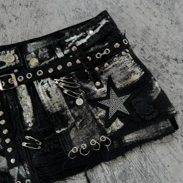 American Gothic Embroidery Fashion Rivet Decoration Skirt Womens Denim Skirt Y2k Personality Short Skirt BiggOrang 250318