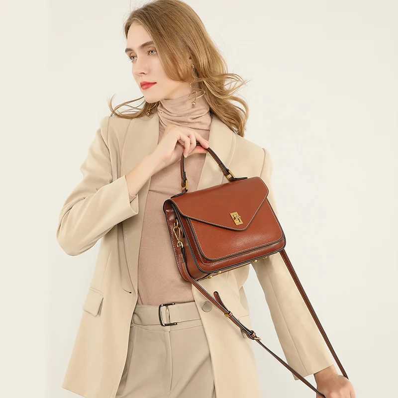 New Arrival Genuine Leather Women luxury bag high quality Simple vintage Fashion Postman handbags ladies shoulder green small bag T250318