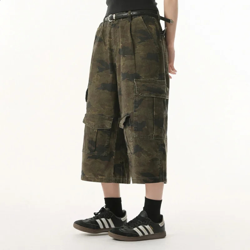 Summer mens retro high waisted wide leg camouflage leggings with multiple pockets multi-functional workwear and straight leg jeans 250317