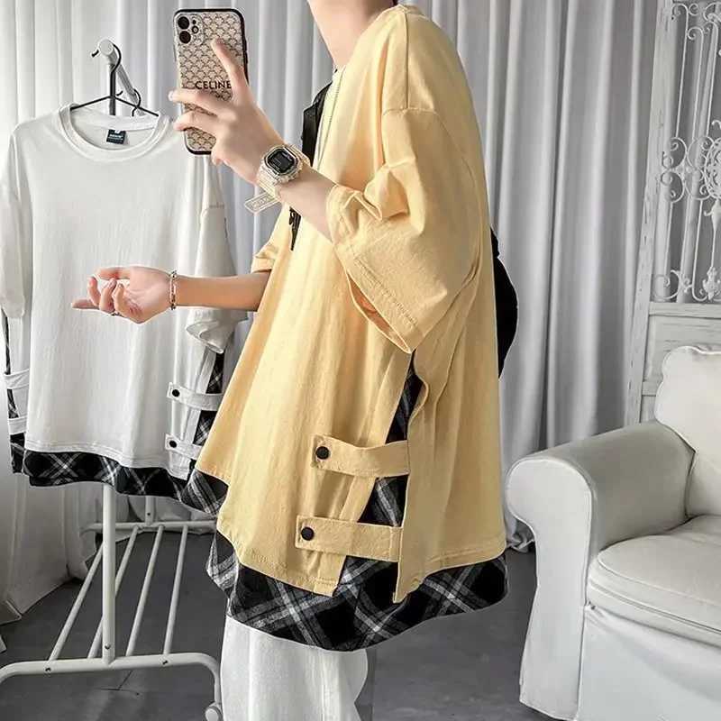 2023 Summer New Mens T-shirt White Half Sleeve Instrendy Hong Kong Style Couple Short Sleeve Mens T-shirtT250318