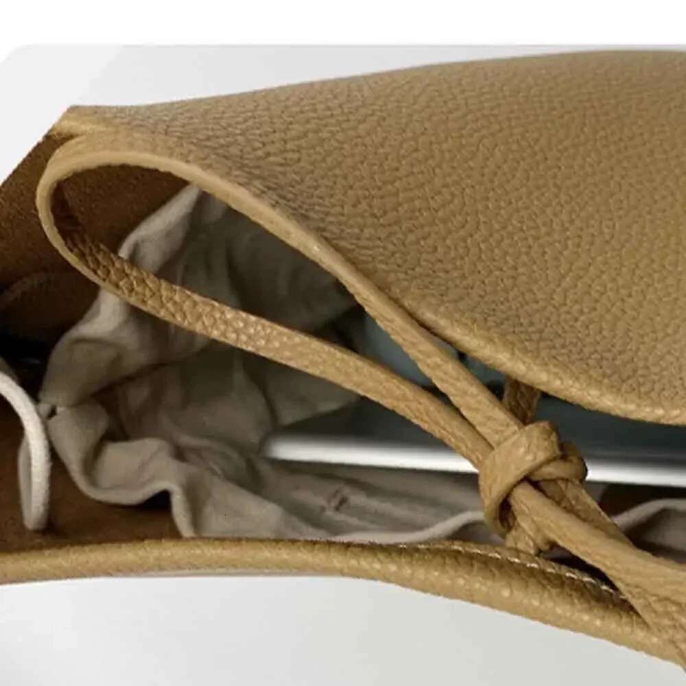 Soft Cowhdie Minimalism Women Bucket Elegant French Style Lady Large Tote Thick Real Leather Bag