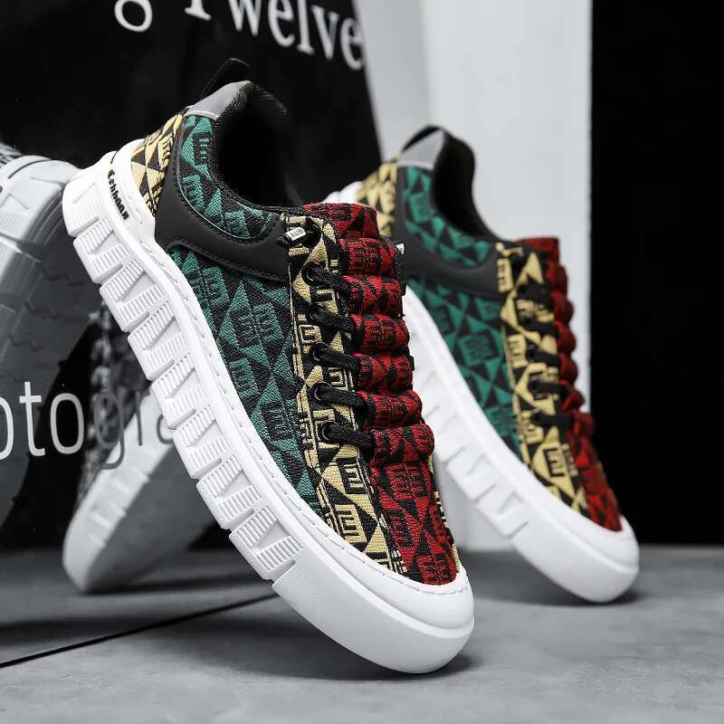2025 New Men's Outdoor Designer Fashionable Breathable Four Seasons Canvas Anti slip Sports Cloth Running Casual Board Shoes