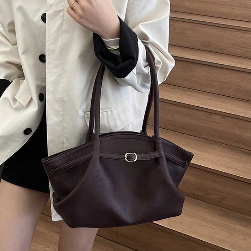 Luxury Brand Large Capacity Underarm Shoder Bag Cmuter Bag Pu Handbag Wern Style Minimalist Style e-shoder Basket Bag Z250514