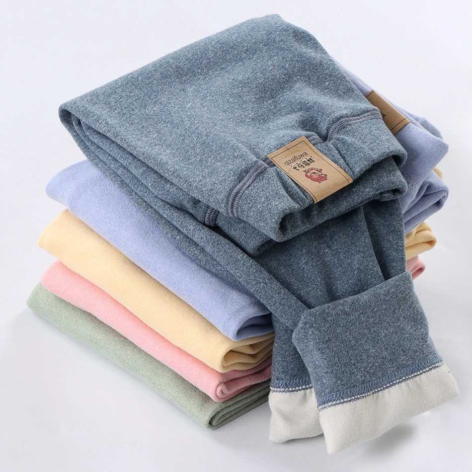Soft and durable wool lined childrens pants with unisex fashion layering design suitable for winter and cold autumn activitiesT250318