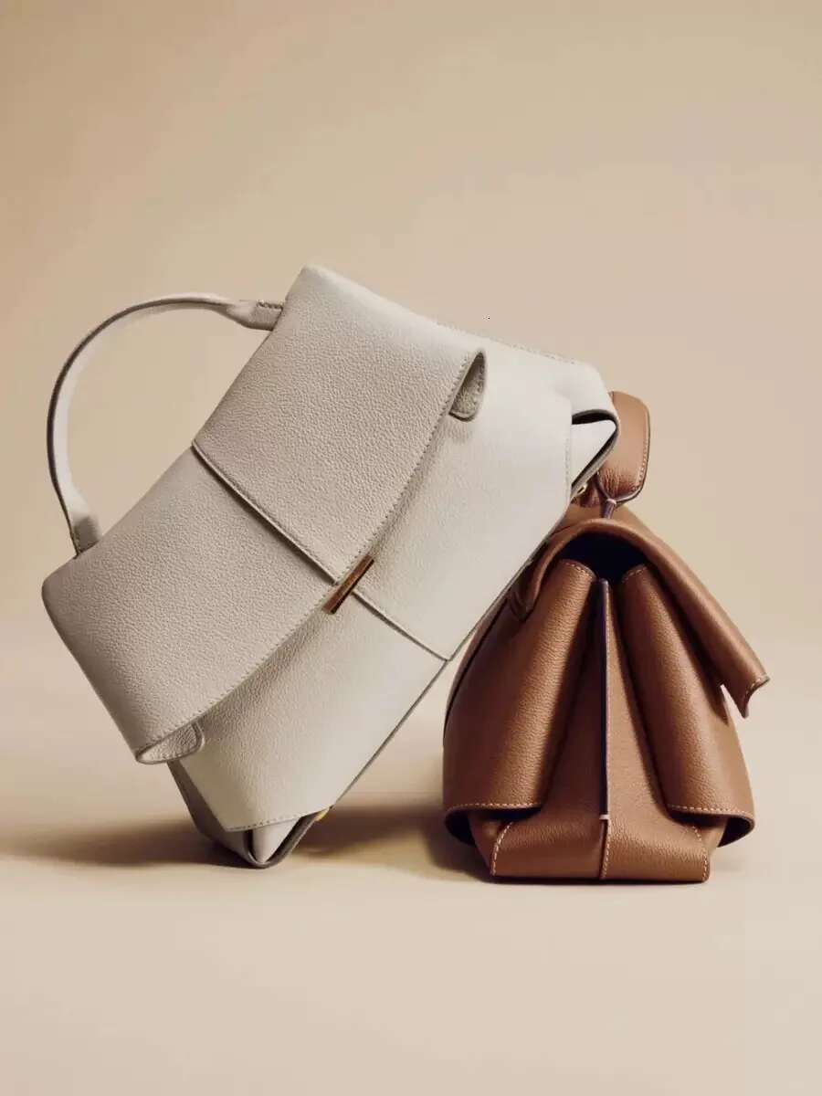 Pol Leather Smile Mokiki Pleated Design One-Shoulder High-Capacity Commuter Crossbody Bag