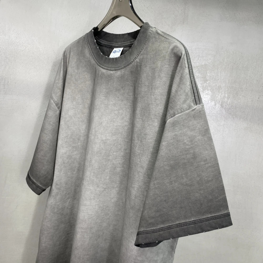 Vintage High Street Distressed T-shirt For Men Y2k Oversized Short Sleeve Tee Goth Women T Shirts Hip Hop Streetwear Cotton Tops 250319