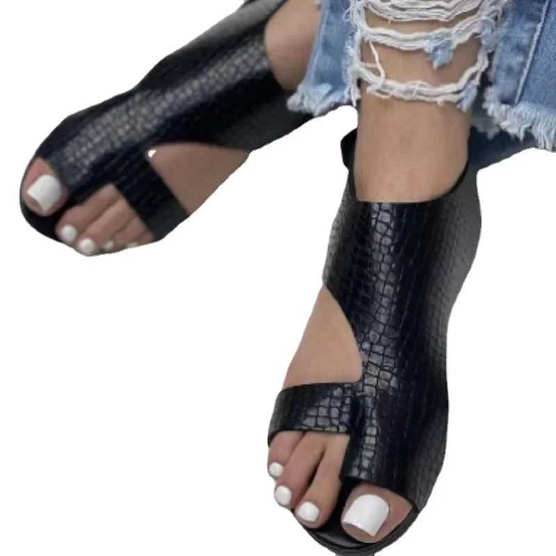 New Arrival Womens Sandals Summer New Roman Sexy Open Shoes Womens Fashion Leather Outdoor Beach Sandals Plus Size 43 T250318