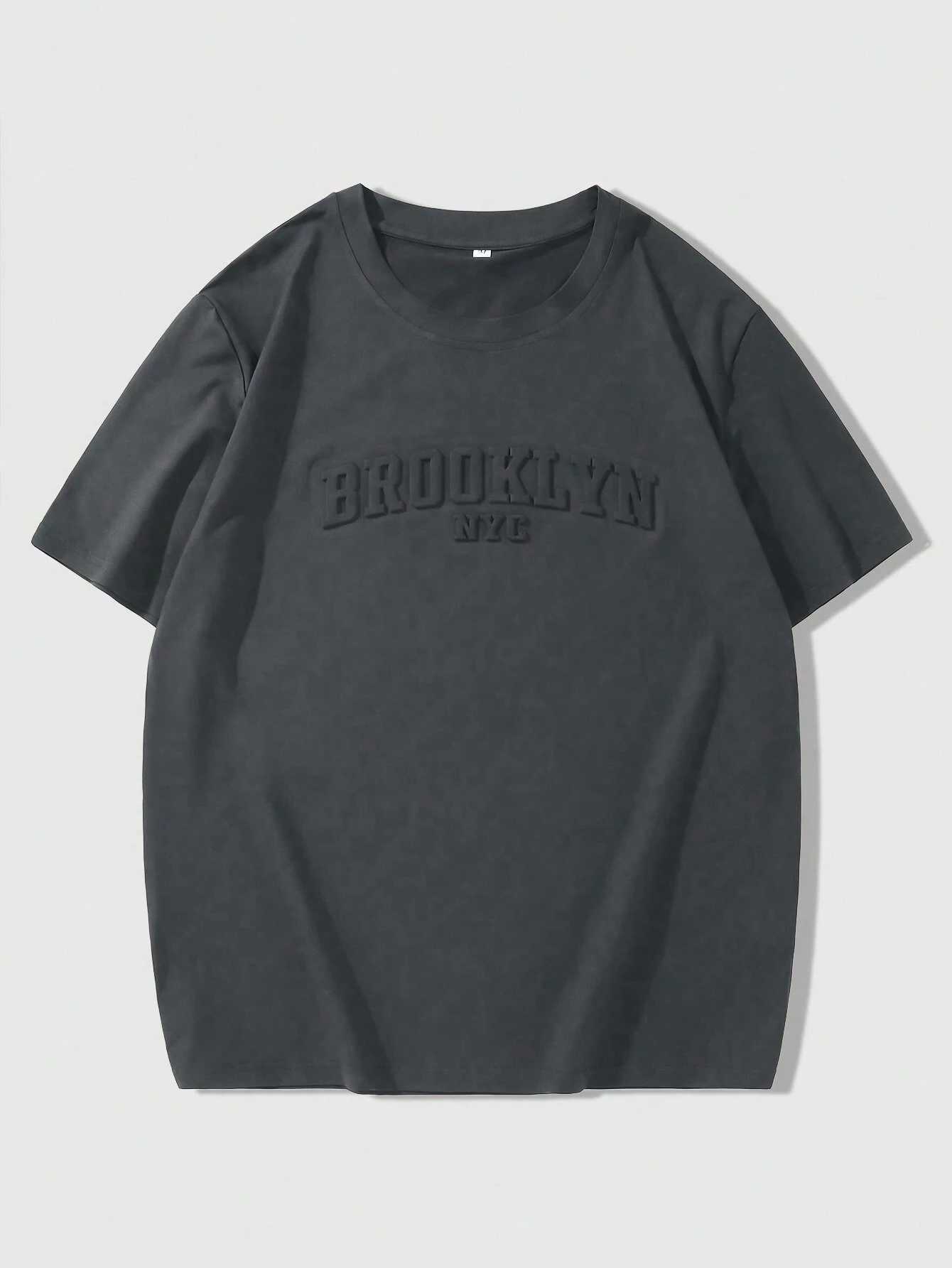 Mens solid color hanging shoulder T-shirt with embossed lettersT250318