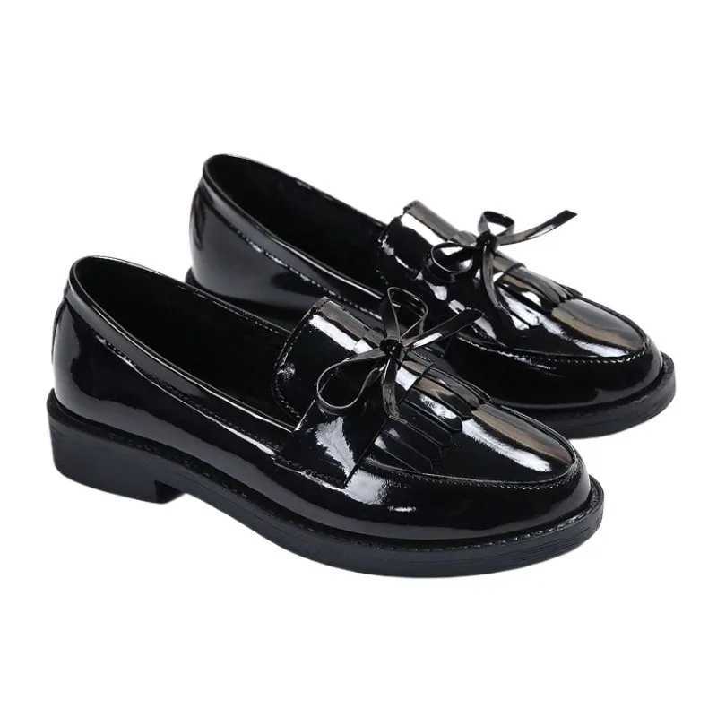Womens shoes patent leather womens shoes British tassel casual womens shoes butterfly bow comfortable small leather shoesXJ250319